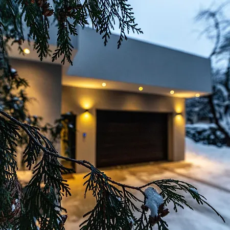 Spora Chata Nowy Targ Exterior photo
