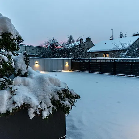 Spora Chata Nowy Targ Exterior photo