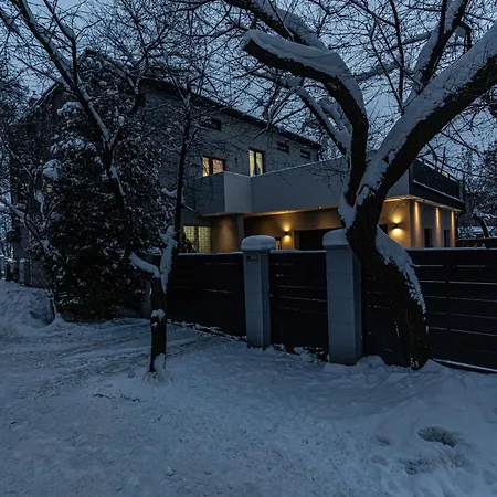 Spora Chata Nowy Targ Exterior photo