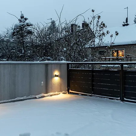 Spora Chata Nowy Targ Exterior photo