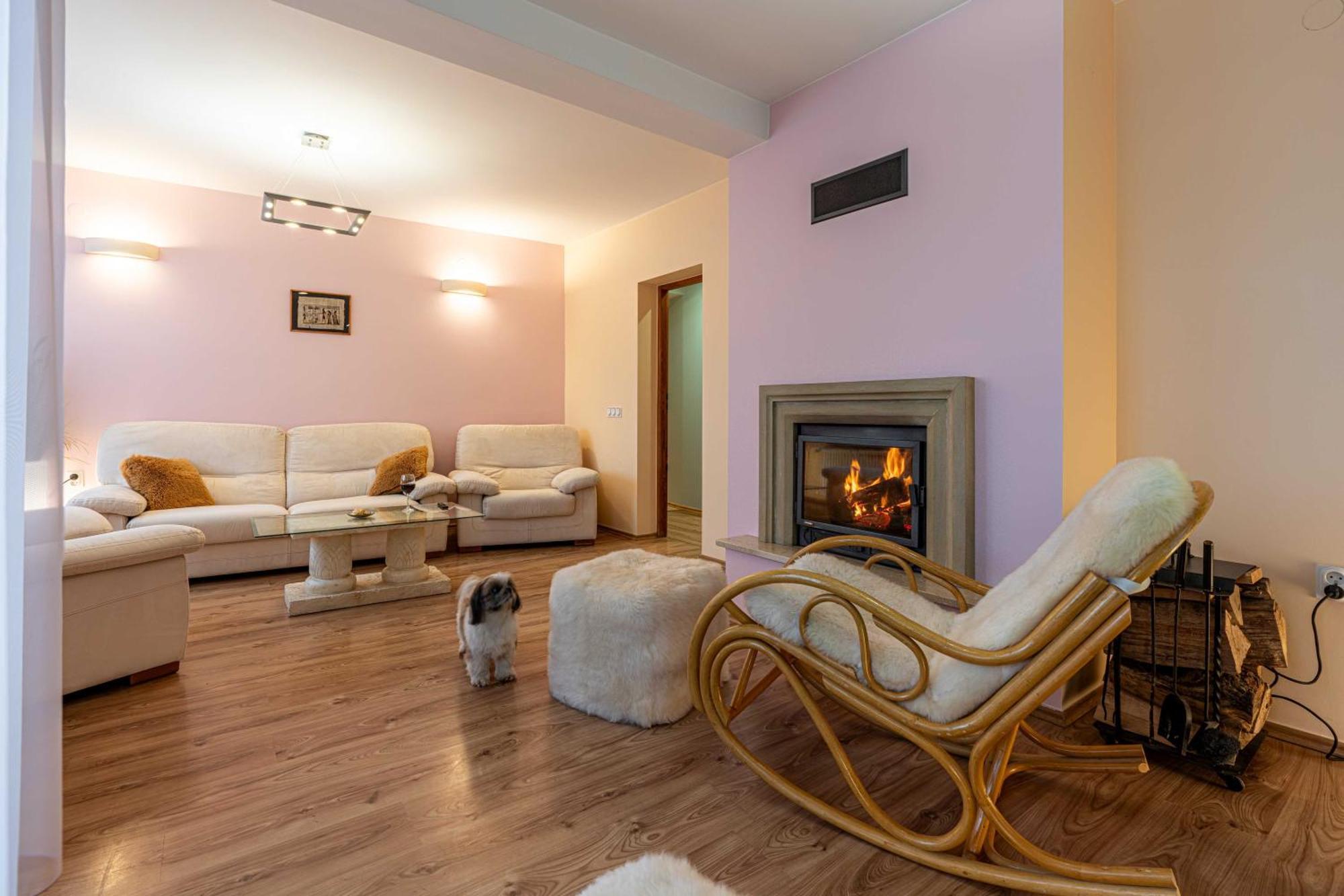 Spora Apartment